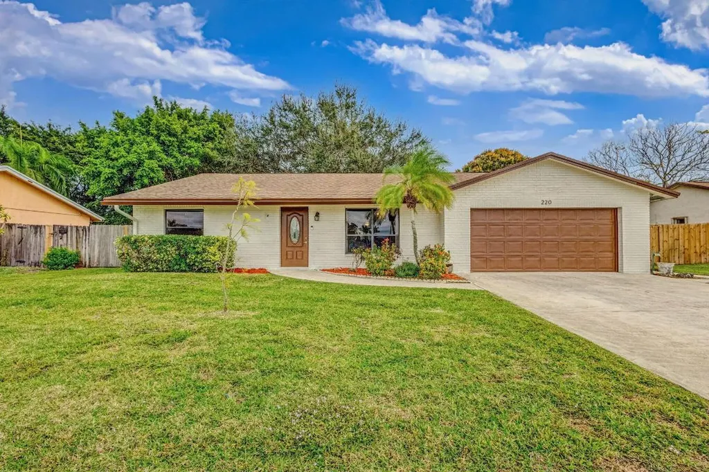 220 Cordoba Circle Royal Palm Beach FL 33411