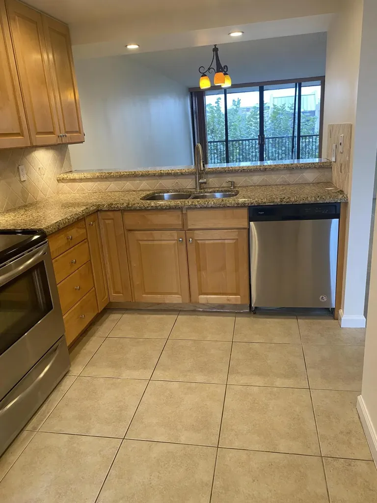 17 Royal Palm Way Boca Raton FL 33432