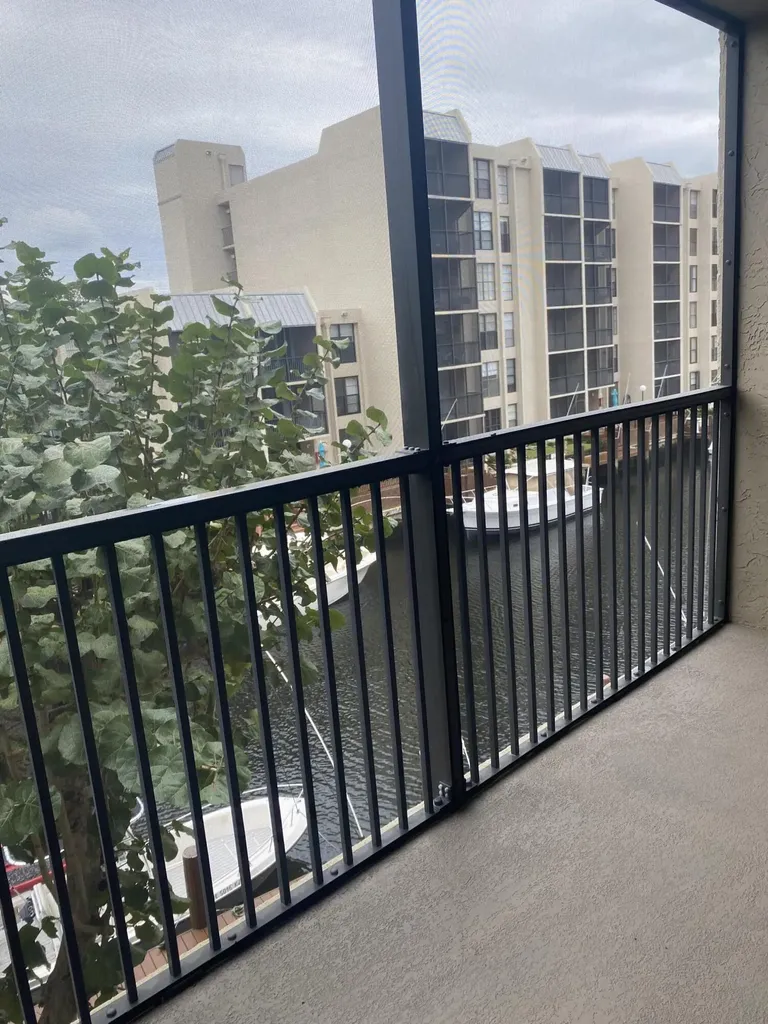 17 Royal Palm Way Boca Raton FL 33432
