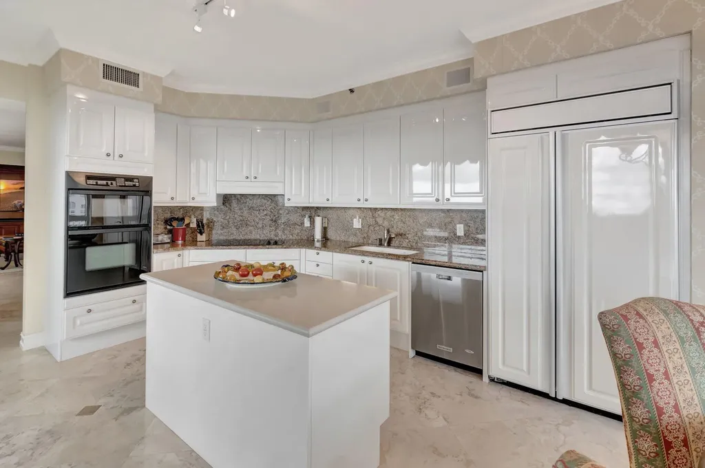 3720 S Ocean Boulevard Highland Beach FL 33487