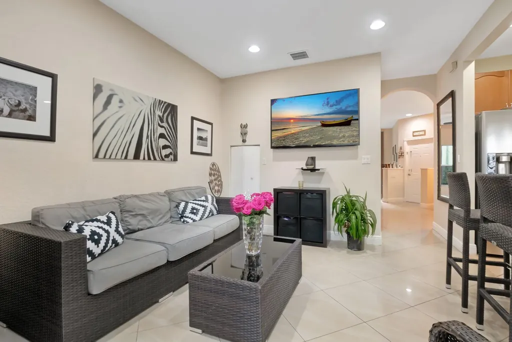 201 Lake Monterey Circle Boynton Beach FL 33426