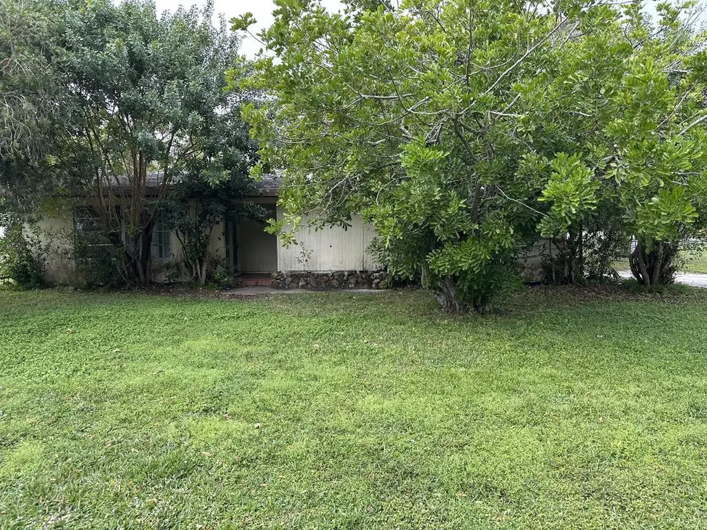 1335 35th Avenue Vero Beach FL 32960