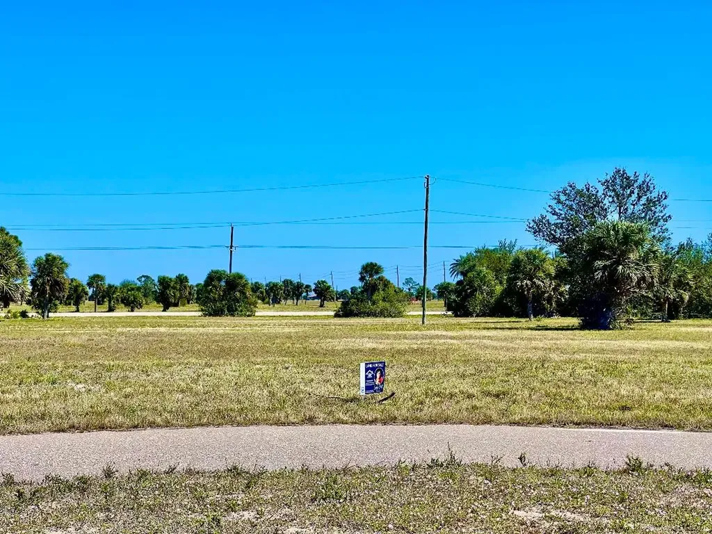 26 Hull Court Placida FL 33946