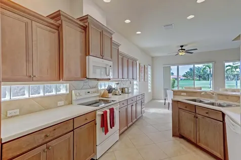 10655 La Strada West Palm Beach FL 33412