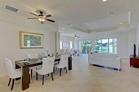 10655 La Strada West Palm Beach FL 33412