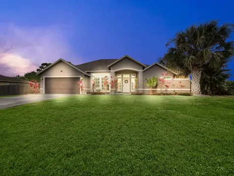 1245 SW Santiago Avenue Port St Lucie FL 34953