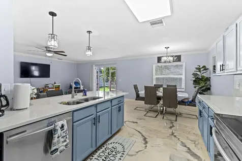 6627 Rainwood Cove Lane Lake Worth FL 33463