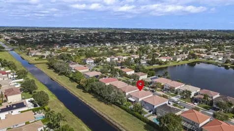 6627 Rainwood Cove Lane Lake Worth FL 33463