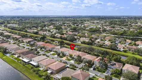 6627 Rainwood Cove Lane Lake Worth FL 33463