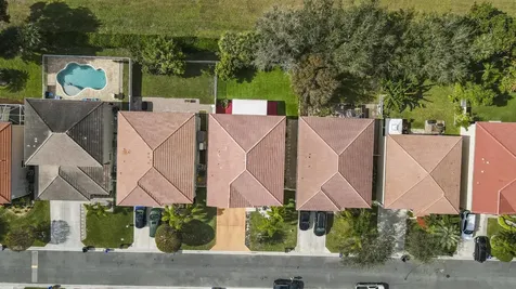 6627 Rainwood Cove Lane Lake Worth FL 33463