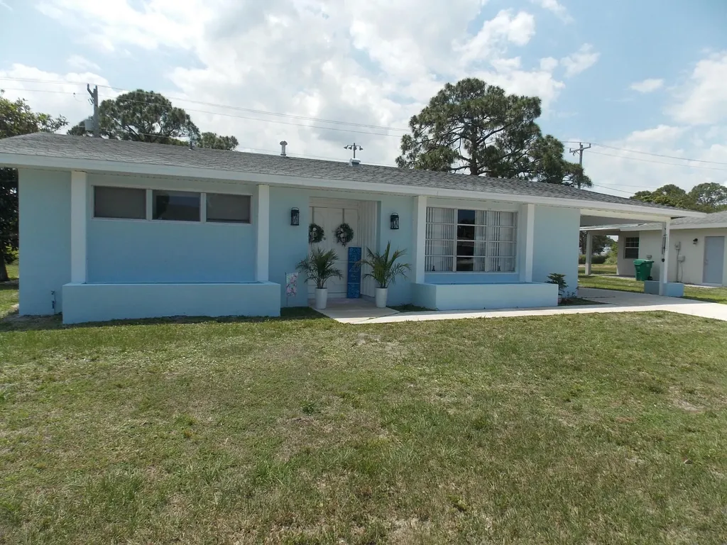 114 NW Airoso Boulevard Port St Lucie FL 34983