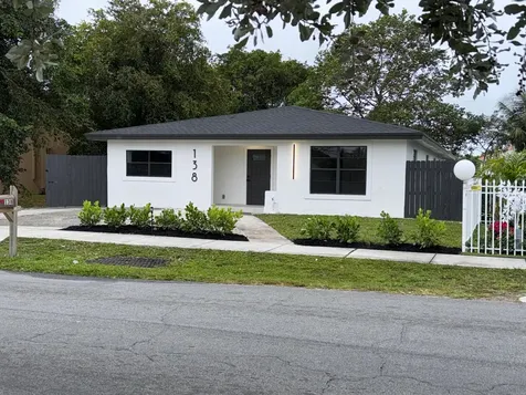 138 SW 12th Avenue Delray Beach FL 33444