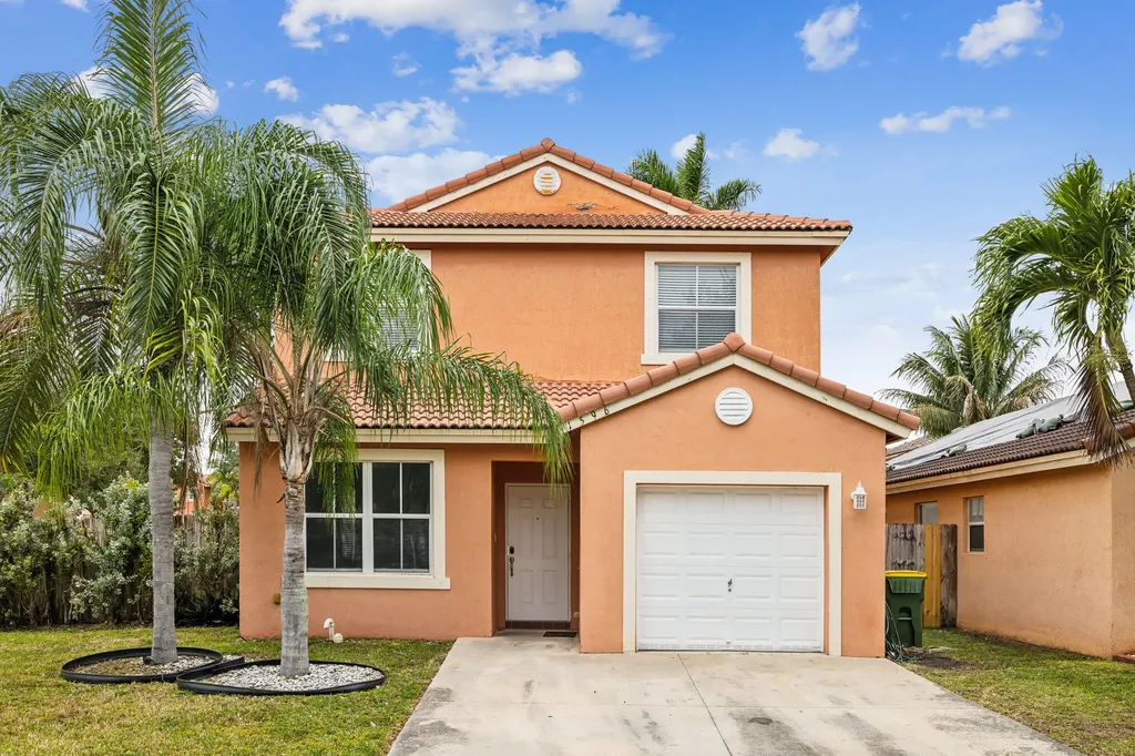 1596 SE 20th Road Homestead FL 33035