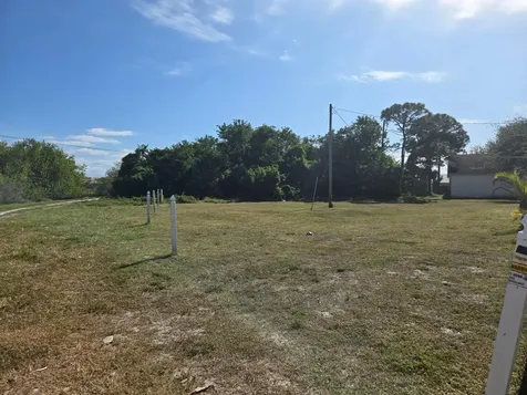 0 SE Primrose Way Port Salerno FL 34997