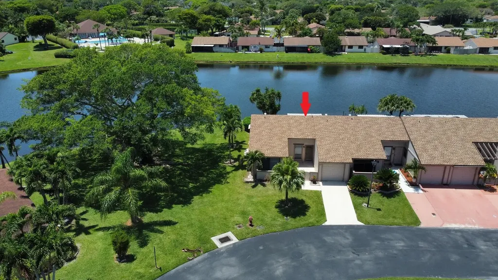 17 Winchmore Lane Boynton Beach FL 33426