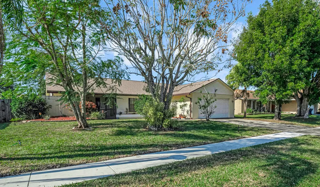 1391 Pinetta Circle Wellington FL 33414