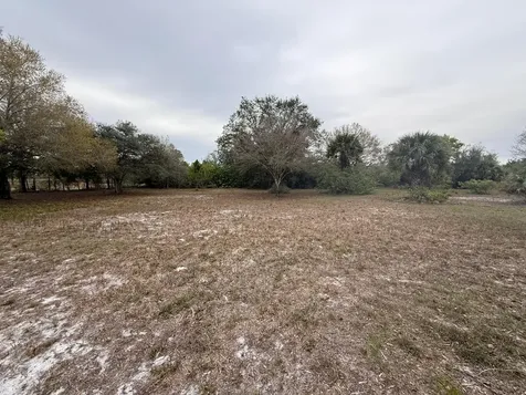 754 Hunting Club Avenue Clewiston FL 33440