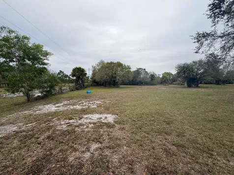 754 Hunting Club Avenue Clewiston FL 33440