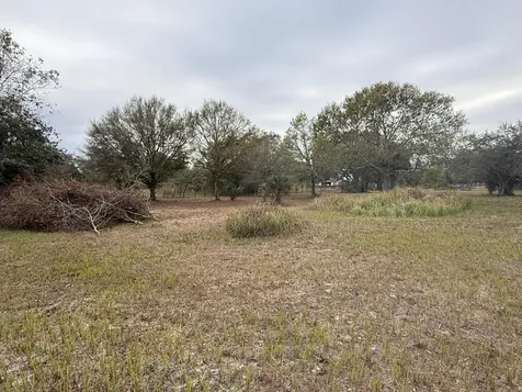 754 Hunting Club Avenue Clewiston FL 33440