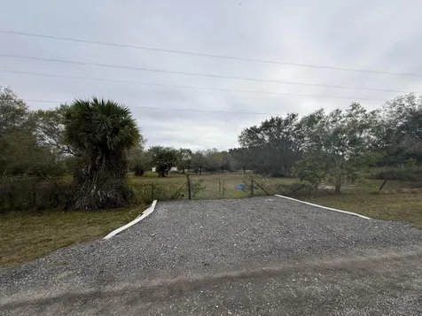 754 Hunting Club Avenue Clewiston FL 33440