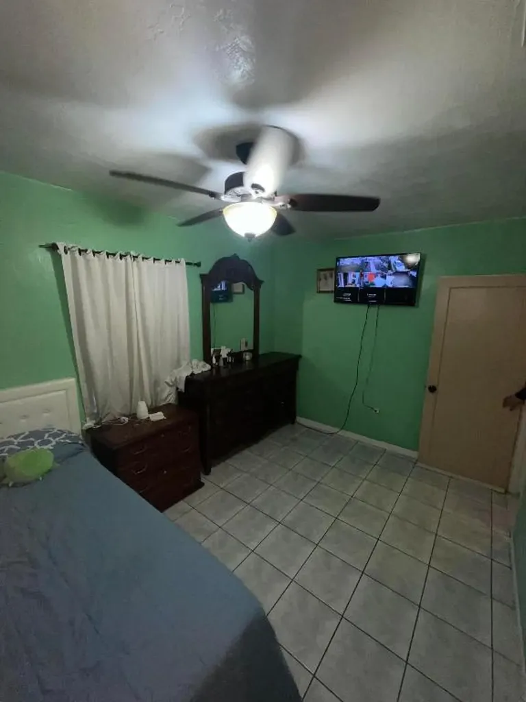 3024 Glenwood Road West Palm Beach FL 33405