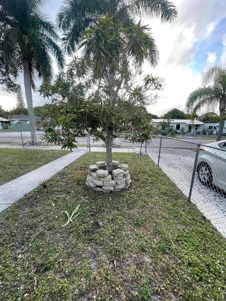 3024 Glenwood Road West Palm Beach FL 33405