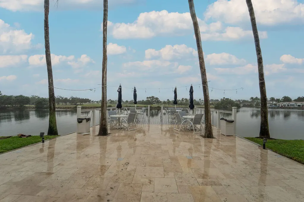356 Golfview Road North Palm Beach FL 33408