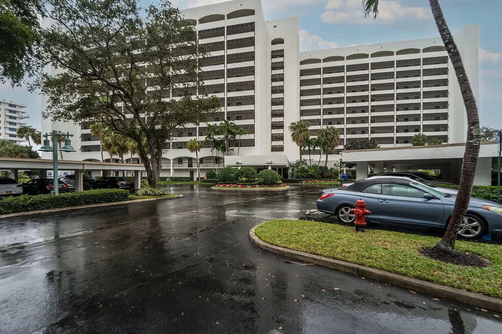 356 Golfview Road North Palm Beach FL 33408