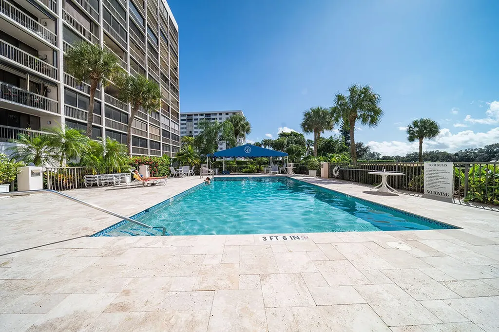 356 Golfview Road North Palm Beach FL 33408