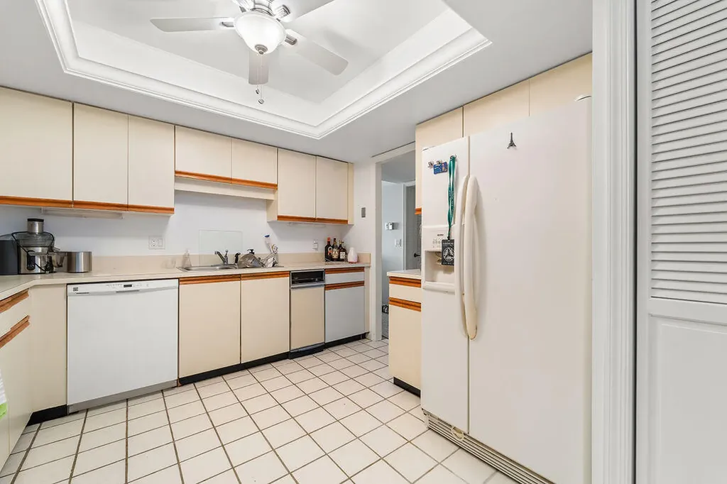 356 Golfview Road North Palm Beach FL 33408