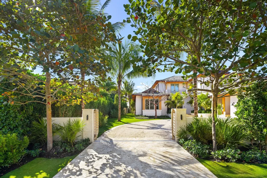 1265 N Lake Way Palm Beach FL 33480