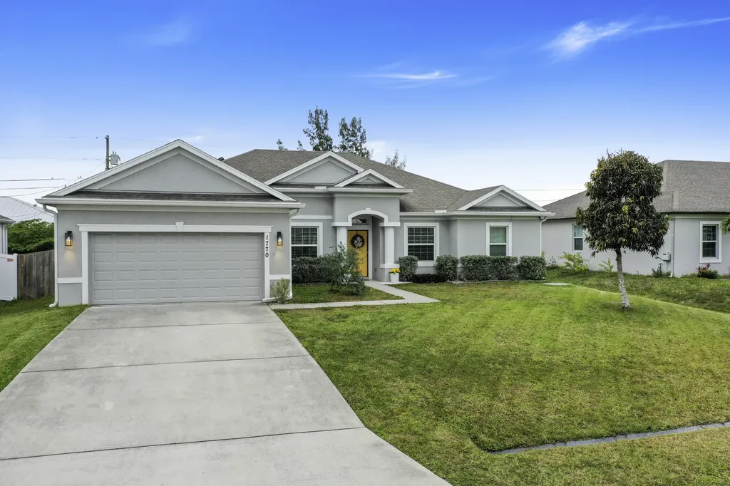 1770 SW Catalonia Street Port St Lucie FL 34987