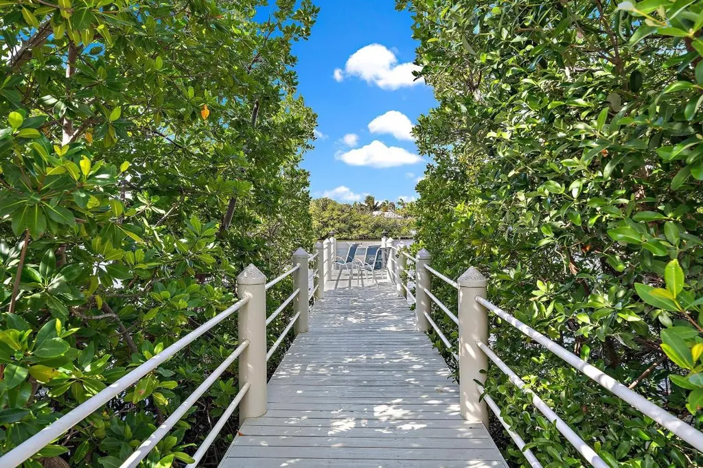 3601 S Ocean Boulevard South Palm Beach FL 33480