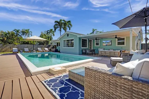 123 SE 25th Avenue Boynton Beach FL 33435