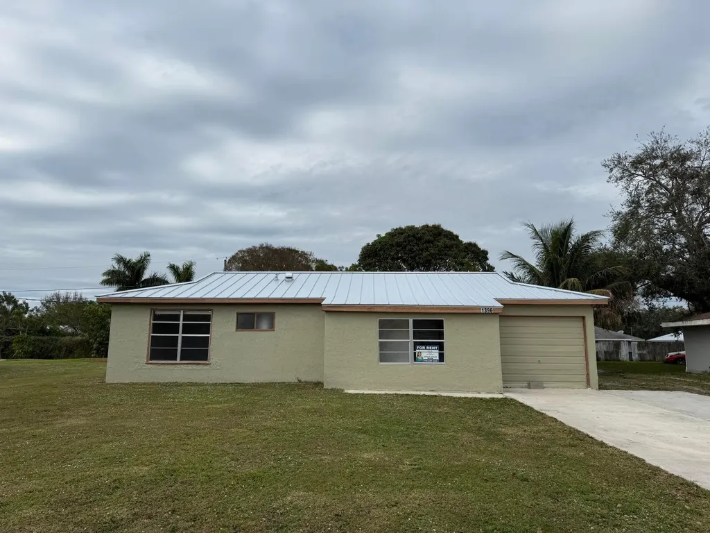 1396 23rd Place SW Vero Beach FL 32962