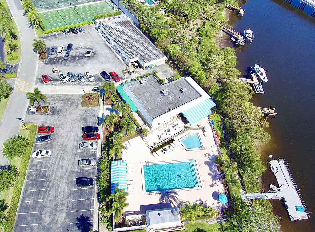 18359 SE Wood Haven Lane Jupiter FL 33469