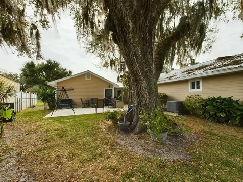 1517 SW 7th Avenue Okeechobee FL 34974