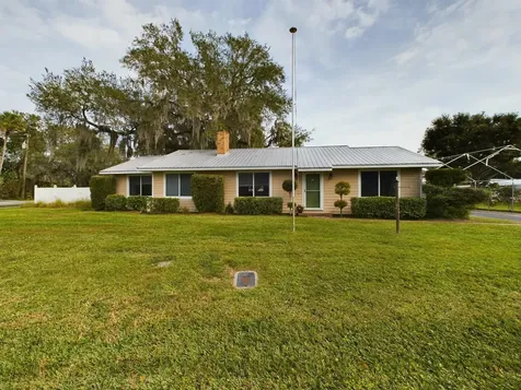 1517 SW 7th Avenue Okeechobee FL 34974