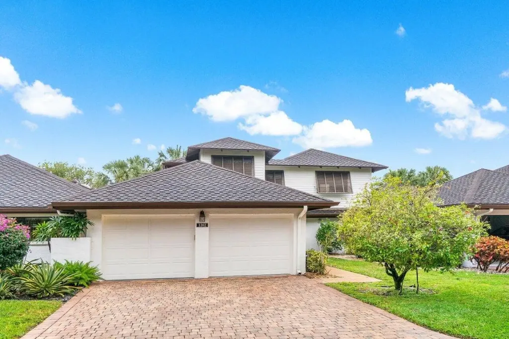 19658 Waters Bay Court Boca Raton FL 33434