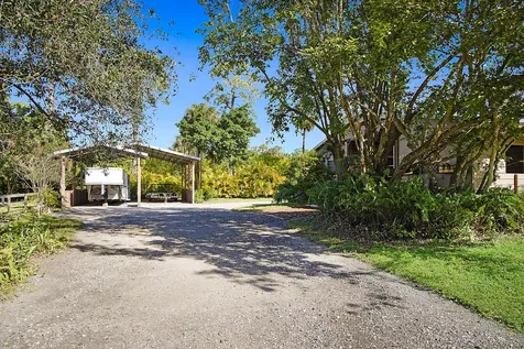 2454/2376 E Road Loxahatchee Groves FL 33470