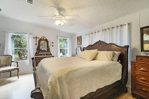 2454/2376 E Road Loxahatchee Groves FL 33470