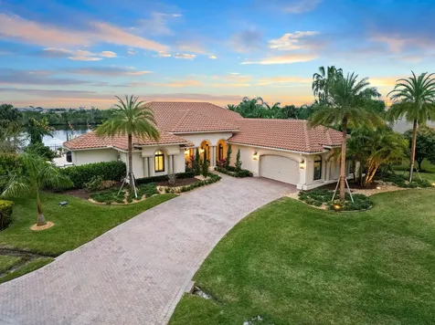 12038 Riverbend Road Port St Lucie FL 34984