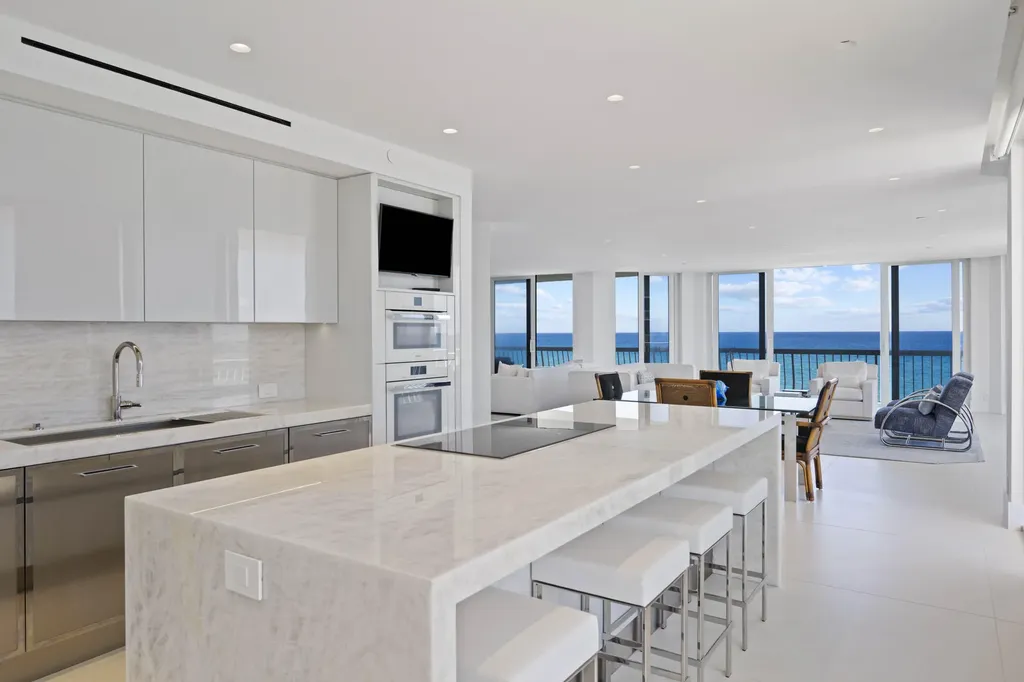 2100 S Ocean Boulevard Palm Beach FL 33480