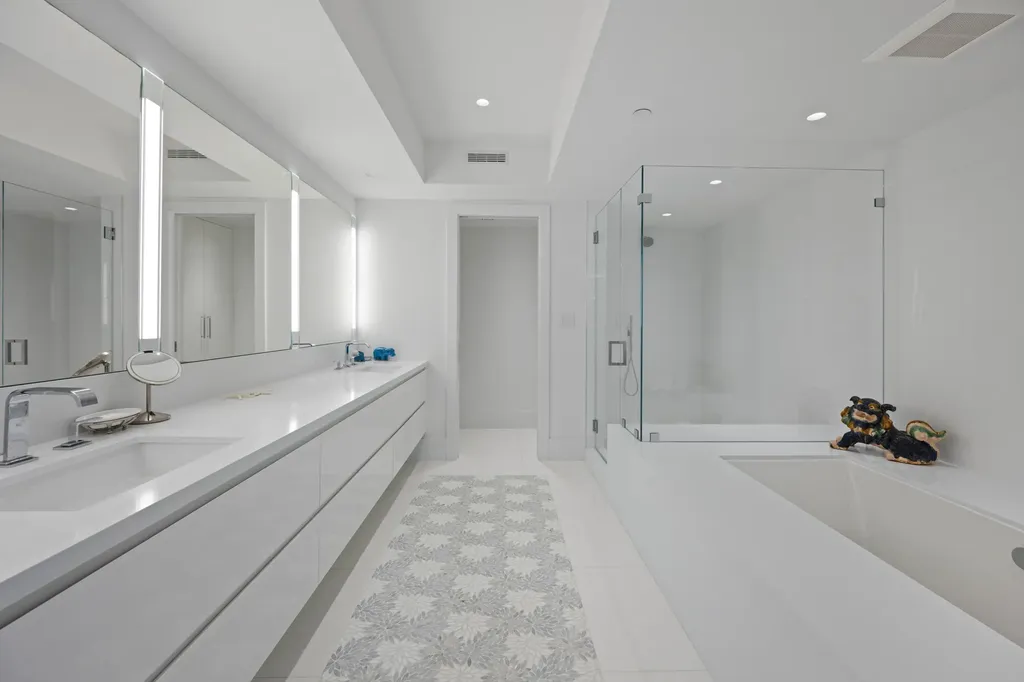 2100 S Ocean Boulevard Palm Beach FL 33480