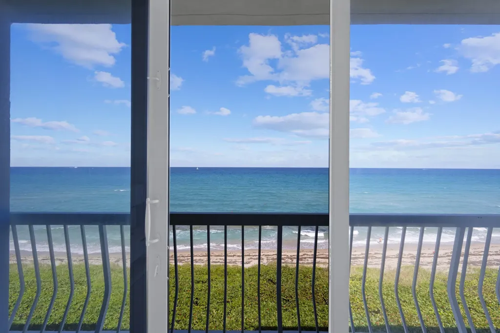 2100 S Ocean Boulevard Palm Beach FL 33480