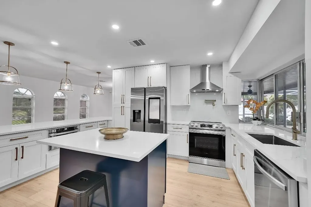 2671 NW 105th Terrace Coral Springs FL 33065