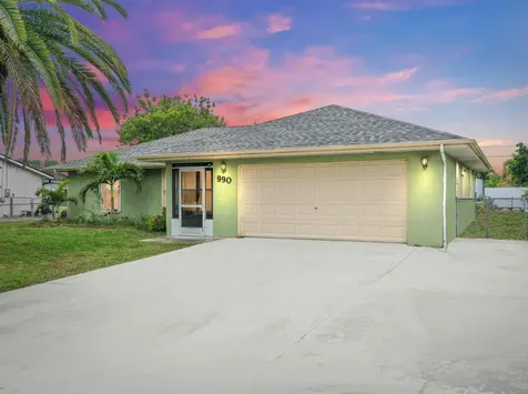 990 SW Del Rio Boulevard Port St Lucie FL 34953