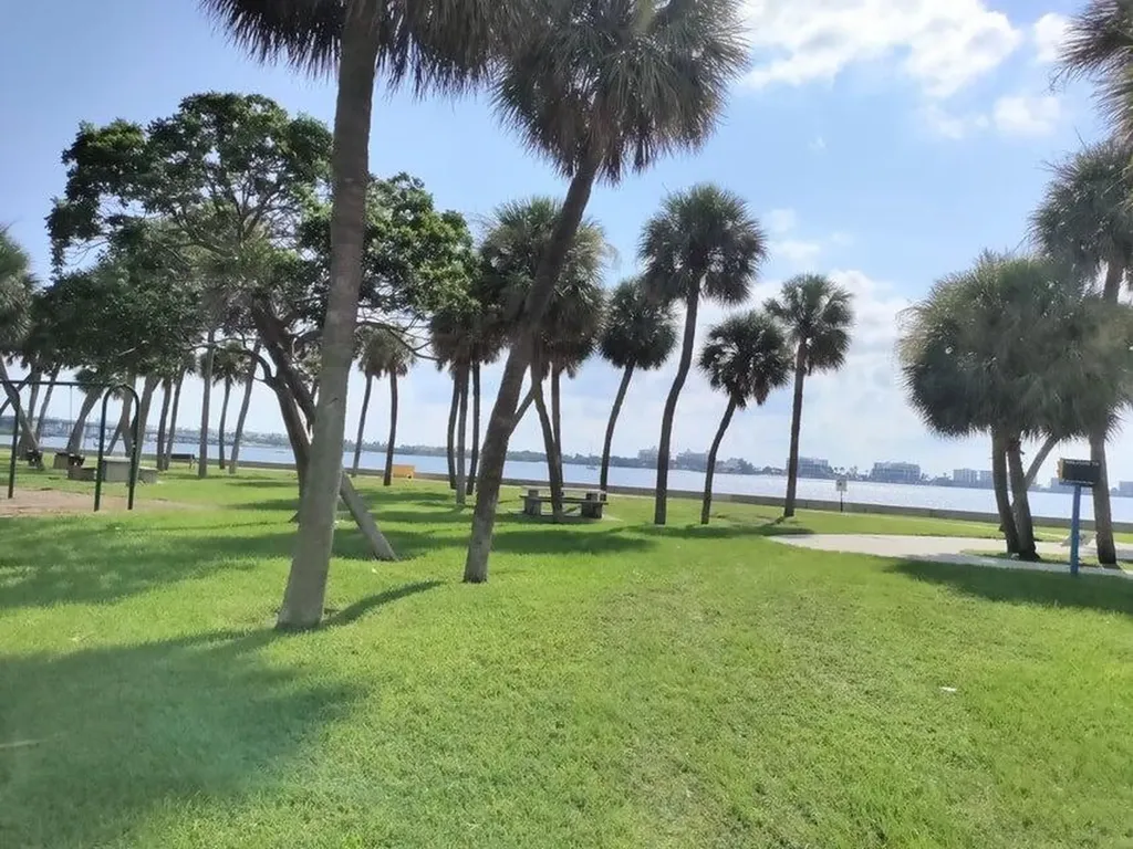 130 S Lakeside 1 Drive Lake Worth Beach FL 33460