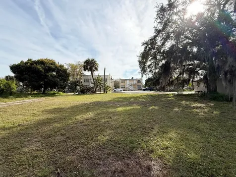 110 N 12th N Street Fort Pierce FL 34950