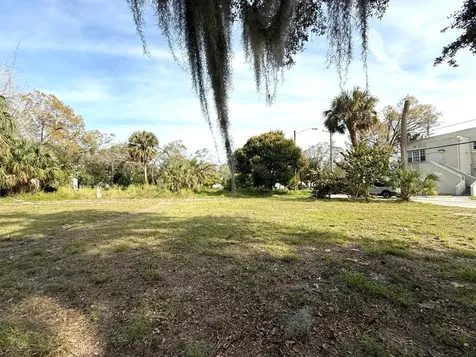 110 N 12th N Street Fort Pierce FL 34950